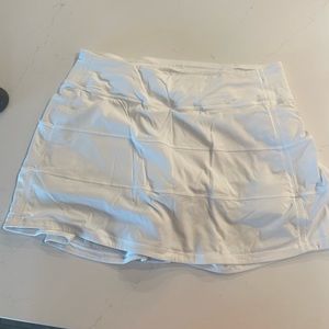 LULU TENNIS SKIRT!